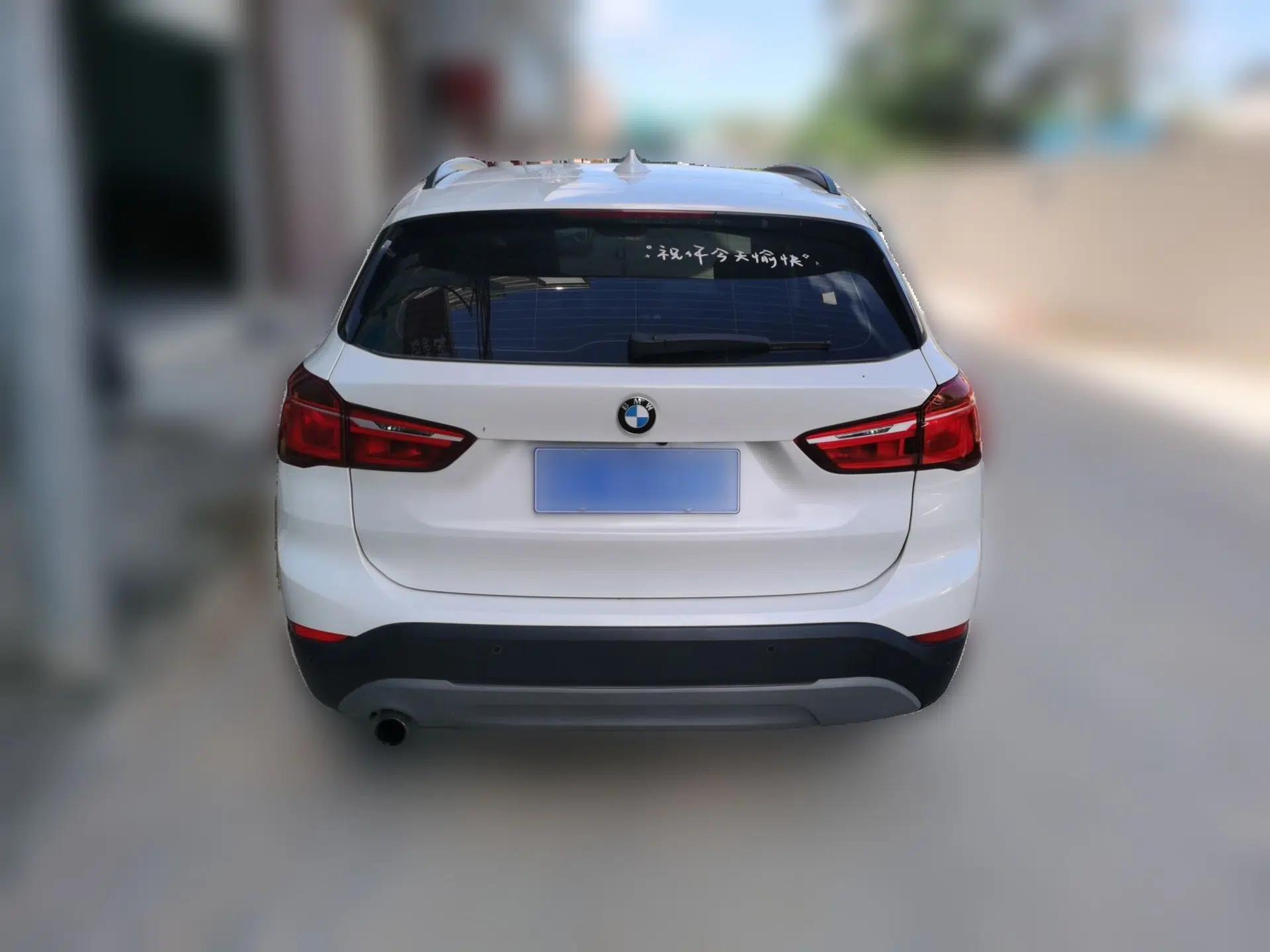 BMW X1 2016 sDrive18Li Fashion Model — миниатюра 5