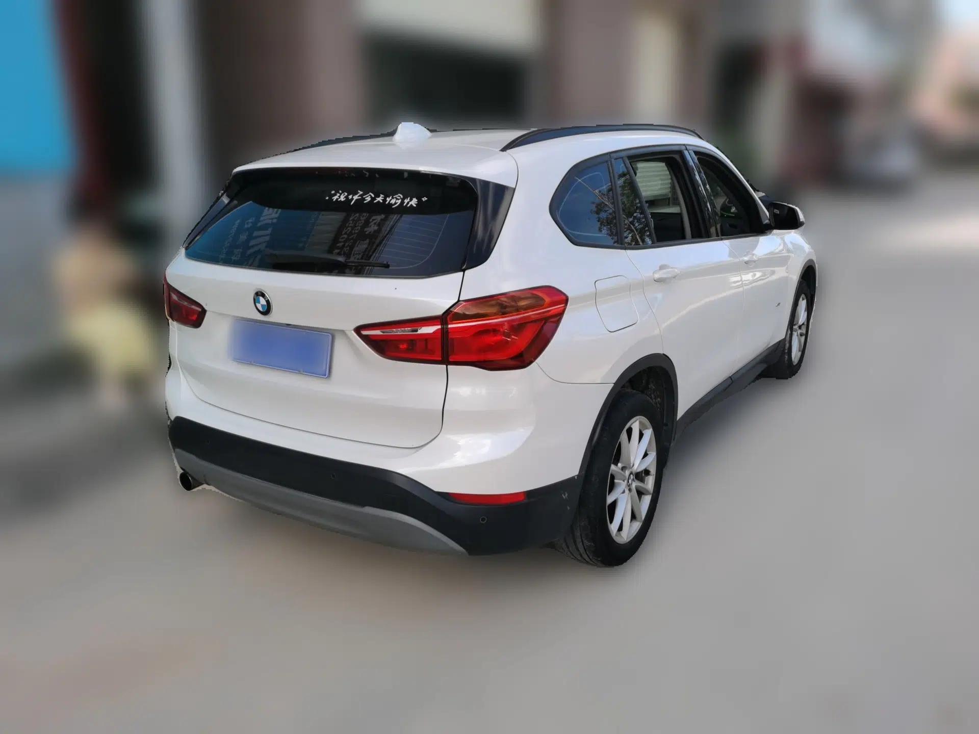 BMW X1 2016 sDrive18Li Fashion Model — миниатюра 6