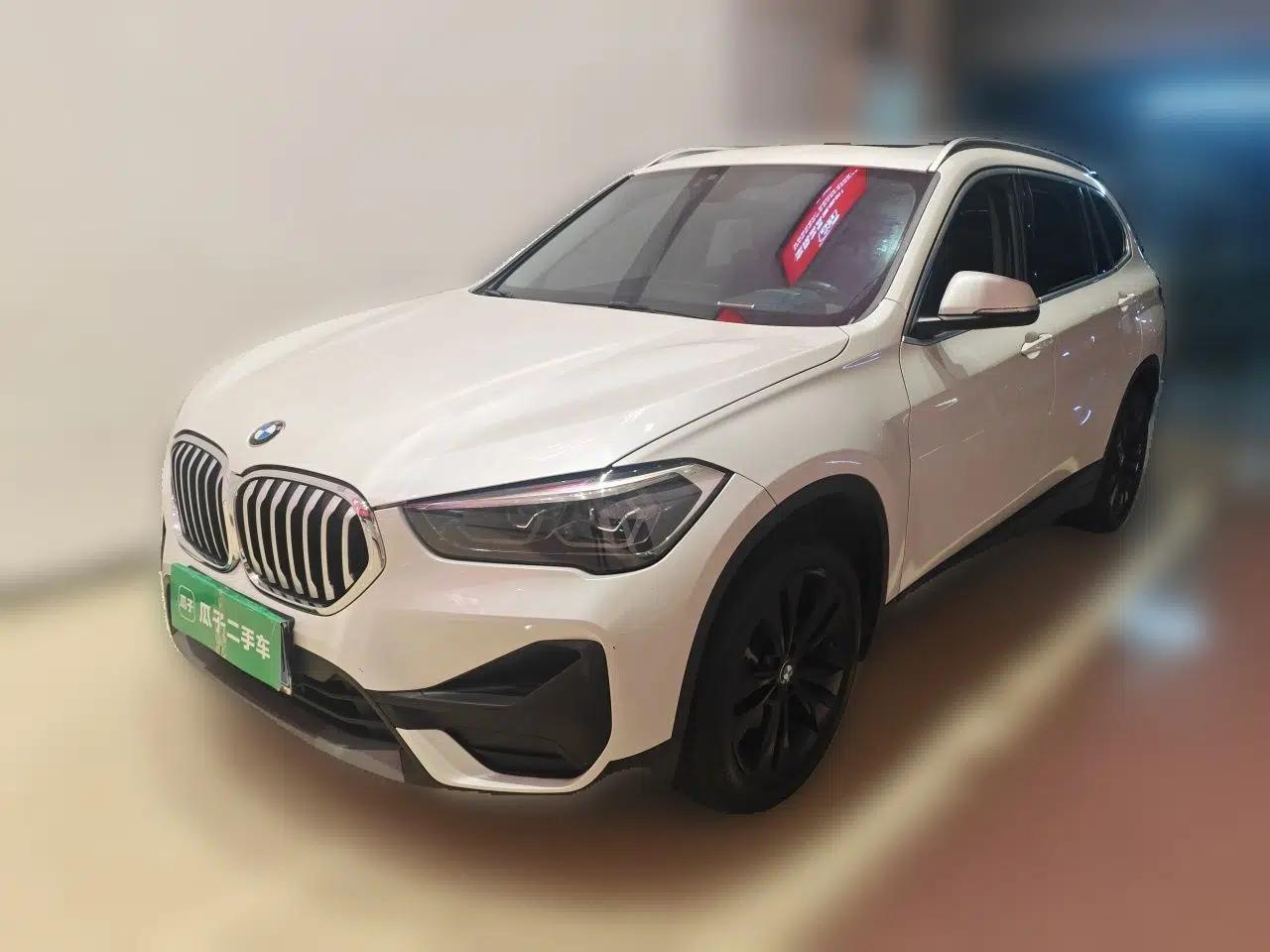 BMW X1 2021 sDrive20Li Fashion Model — миниатюра 1