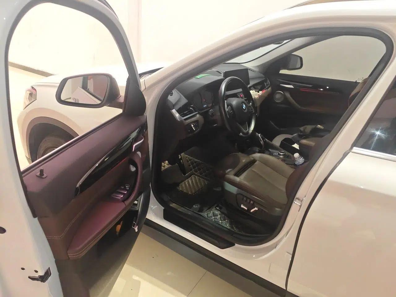 BMW X1 2021 sDrive20Li Fashion Model — миниатюра 16