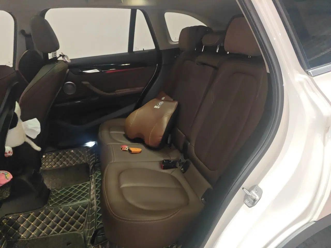 BMW X1 2021 sDrive20Li Fashion Model — миниатюра 17