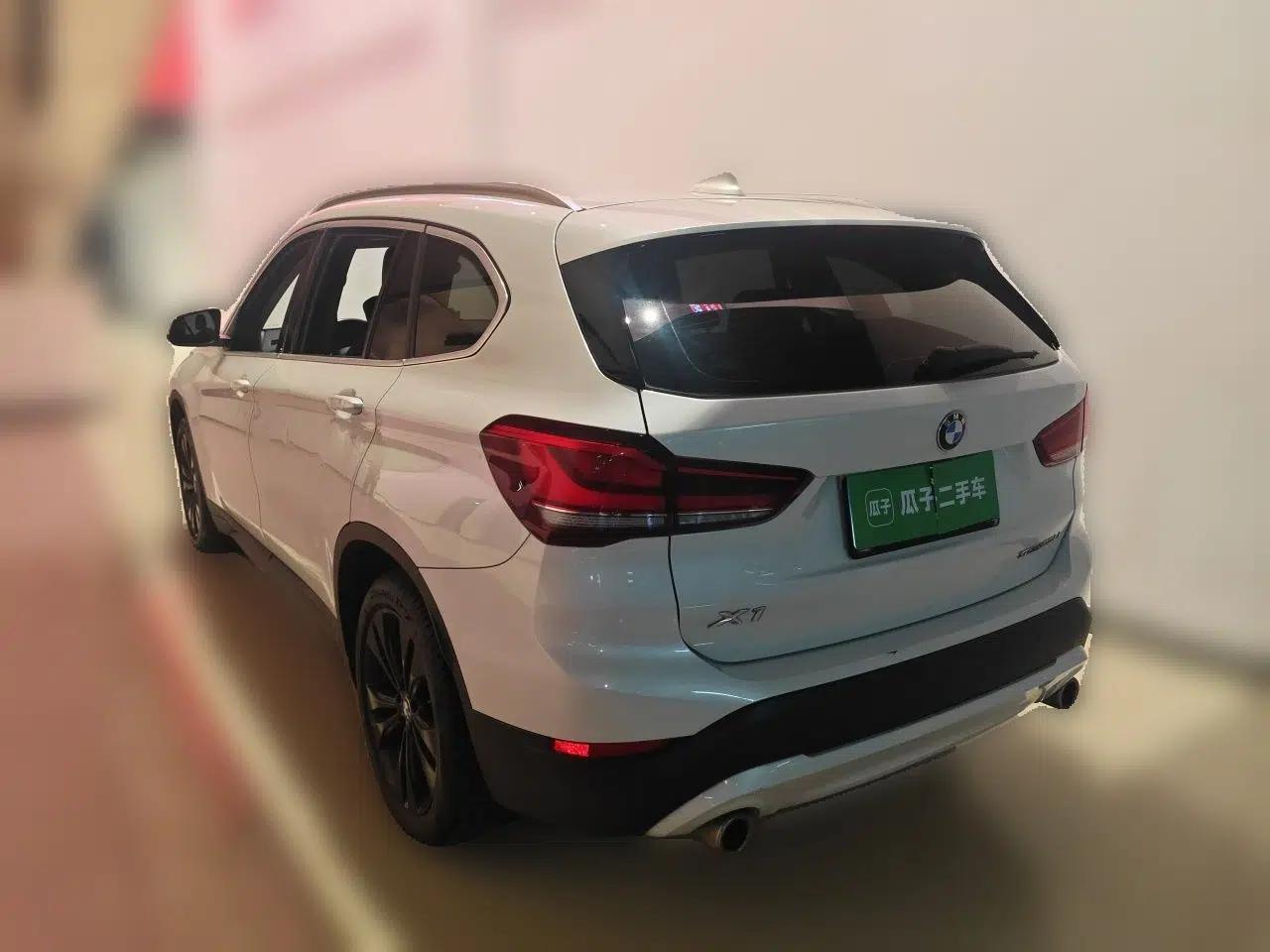 BMW X1 2021 sDrive20Li Fashion Model — миниатюра 4