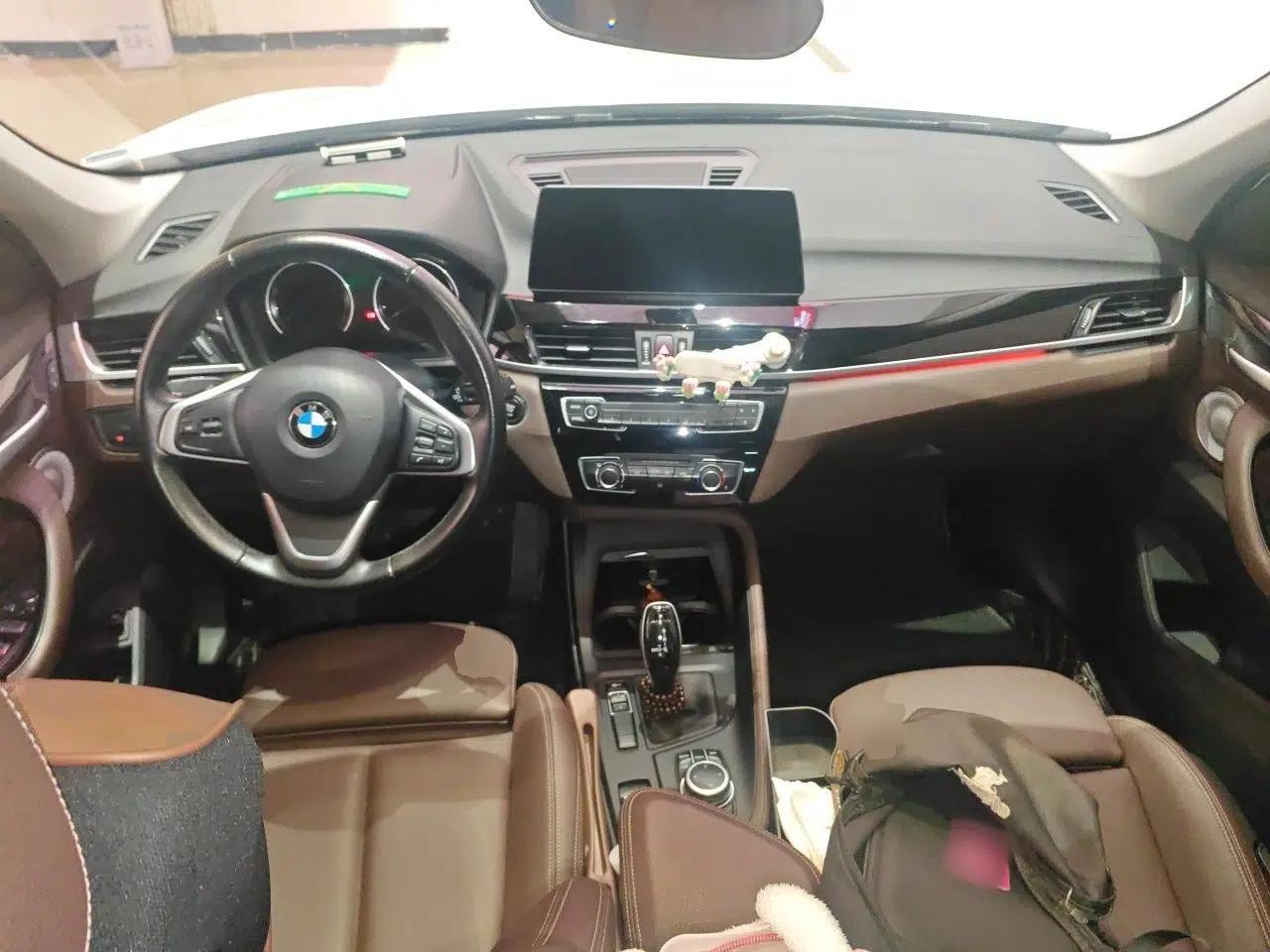 BMW X1 2021 sDrive20Li Fashion Model — миниатюра 9