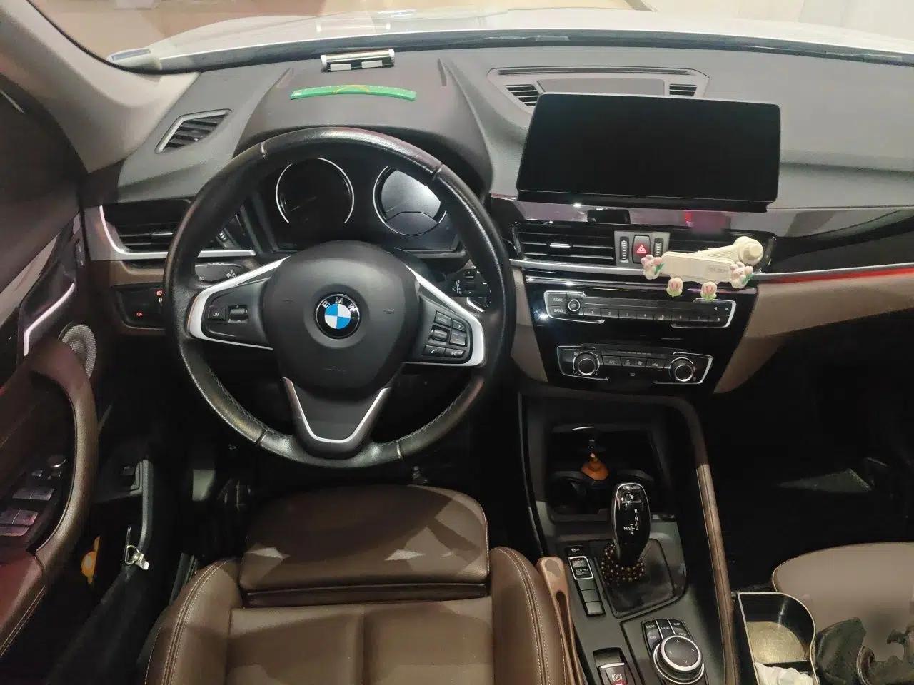 BMW X1 2021 sDrive20Li Fashion Model — миниатюра 10