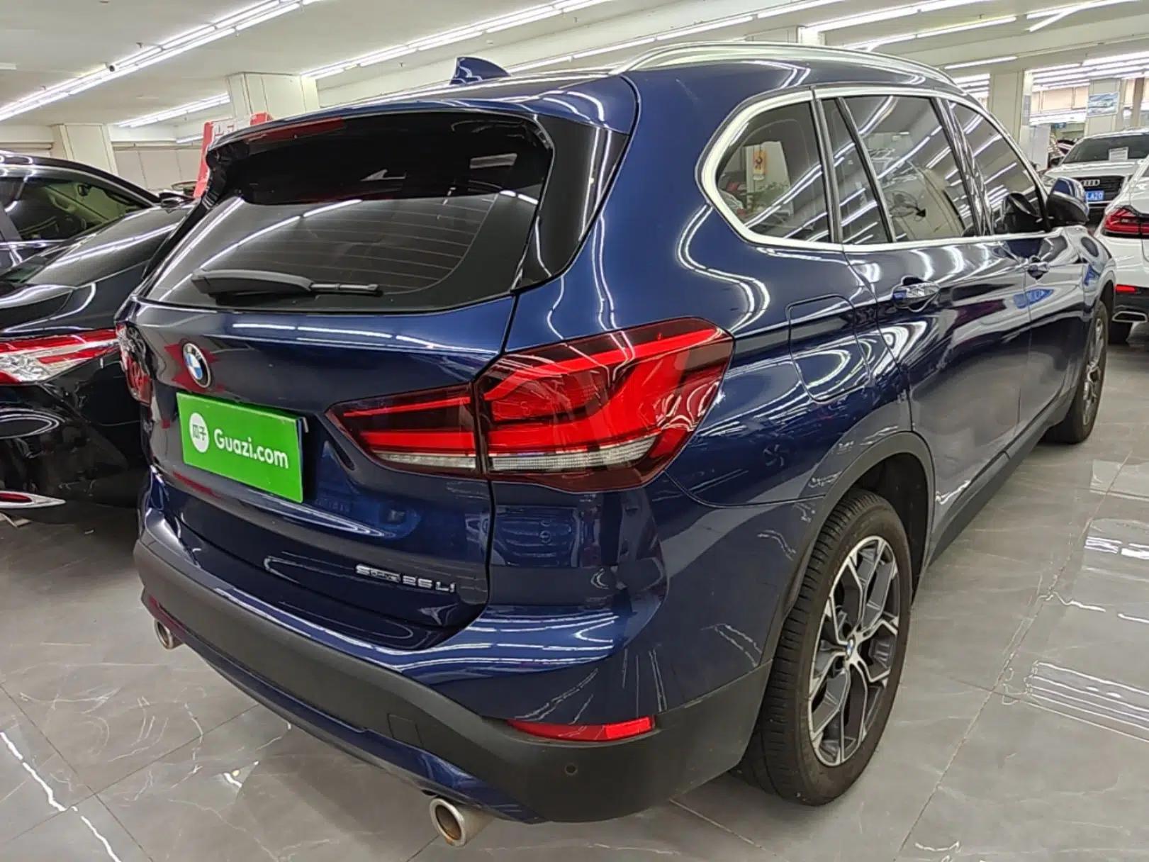BMW X1 2020 sDrive25Li Leading Model — миниатюра 6
