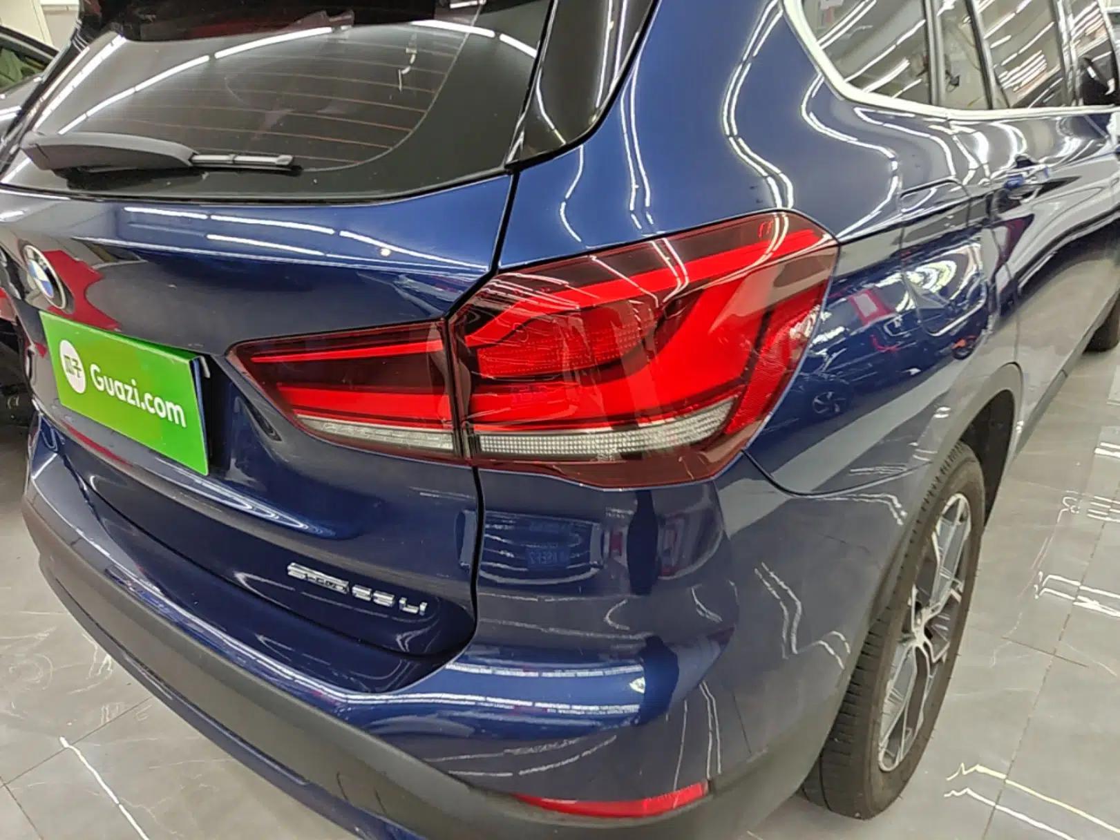 BMW X1 2020 sDrive25Li Leading Model — миниатюра 9