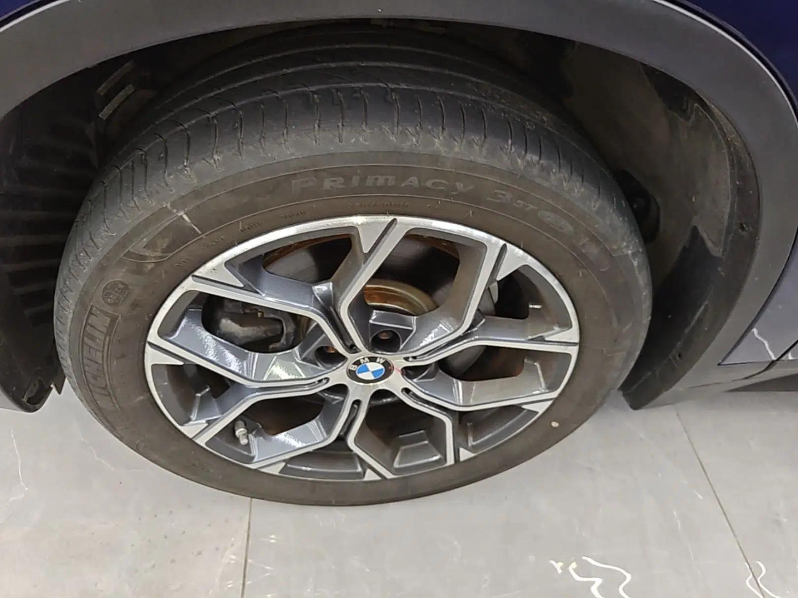 BMW X1 2020 sDrive25Li Leading Model — миниатюра 10