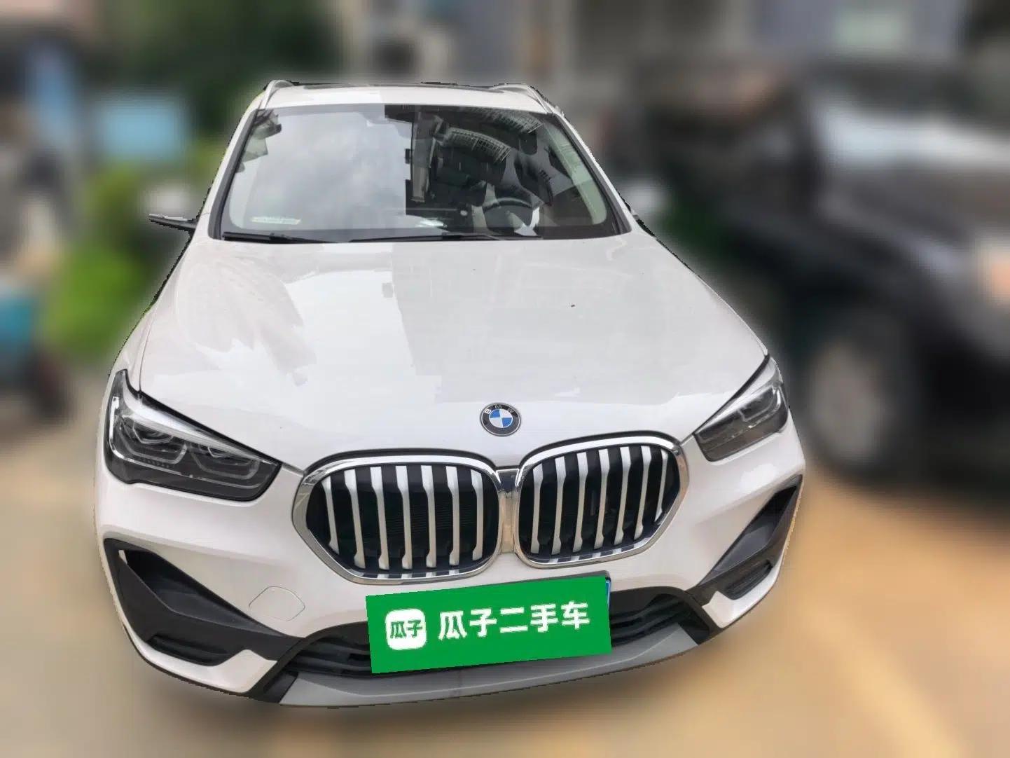 BMW X1 2020 sDrive25Li Leading Model — миниатюра 2
