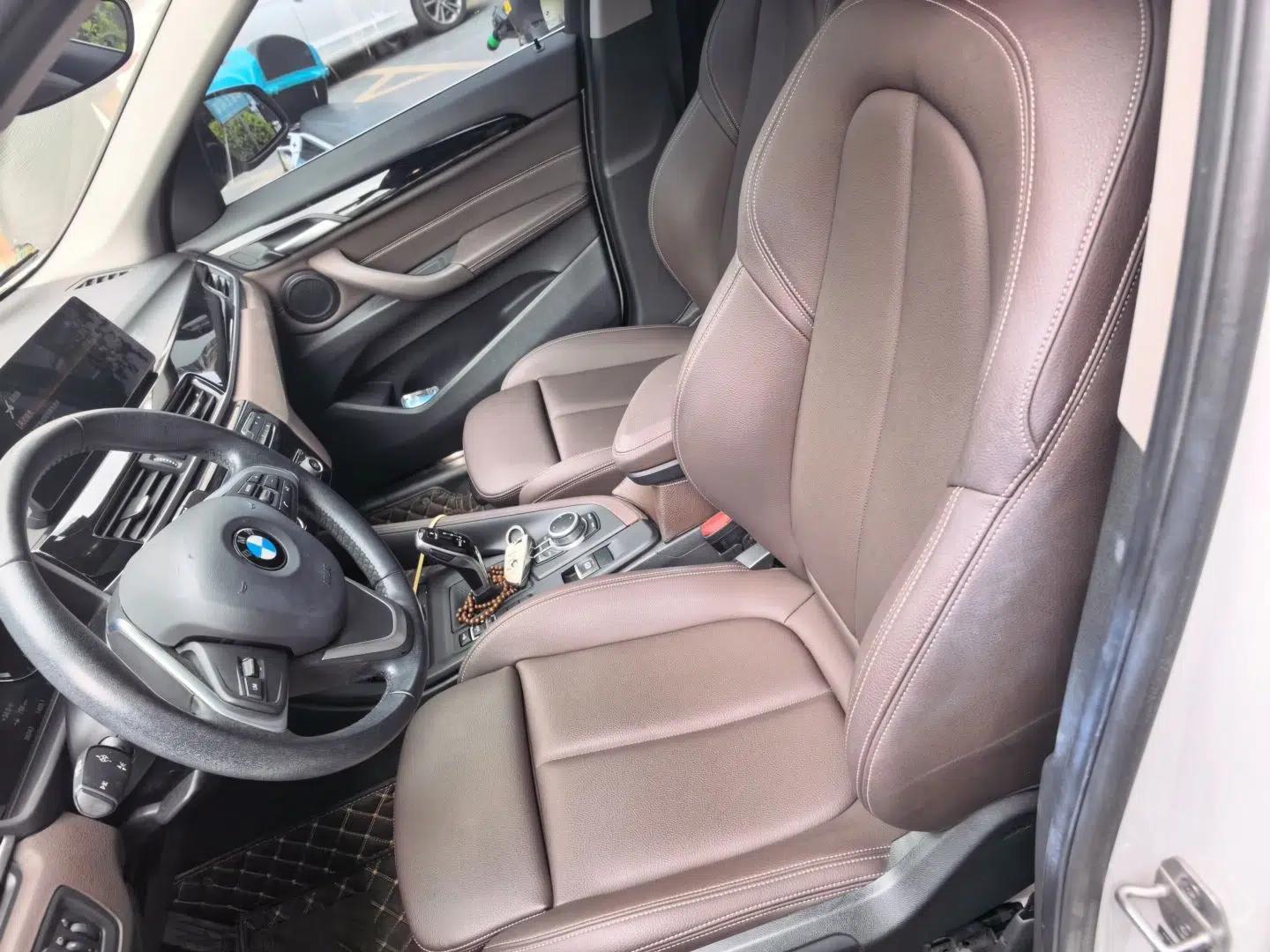 BMW X1 2020 sDrive25Li Leading Model — миниатюра 15