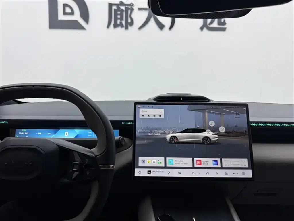 Lynk & Co Z10 2024 Model 95kWh 766km Rear-Wheel Drive Max — миниатюра 11