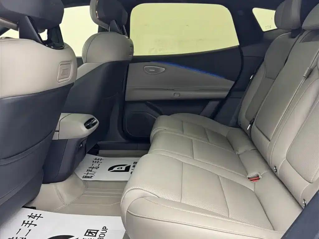 Lynk & Co Z10 2024 Model 95kWh 766km Rear-Wheel Drive Max — миниатюра 8