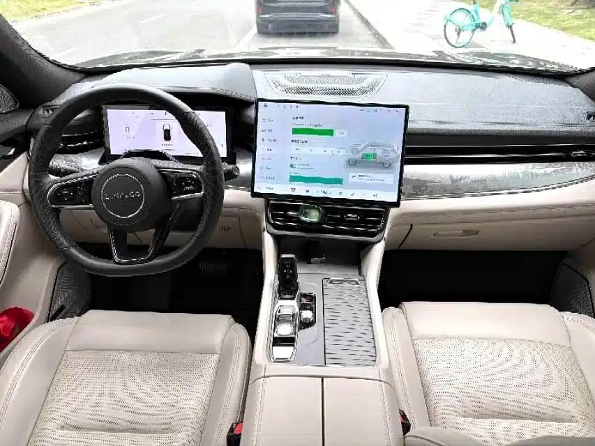 Lynk & Co 09 EM-P 2024 2.0TD EM-P AWD HALO 6-seater — миниатюра 5