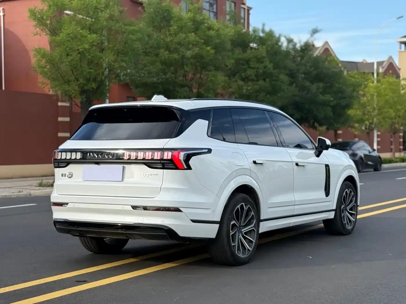 Lynk & Co 09 EM-P 2024 2.0TD EM-P AWD PRO 7-seater — миниатюра 9