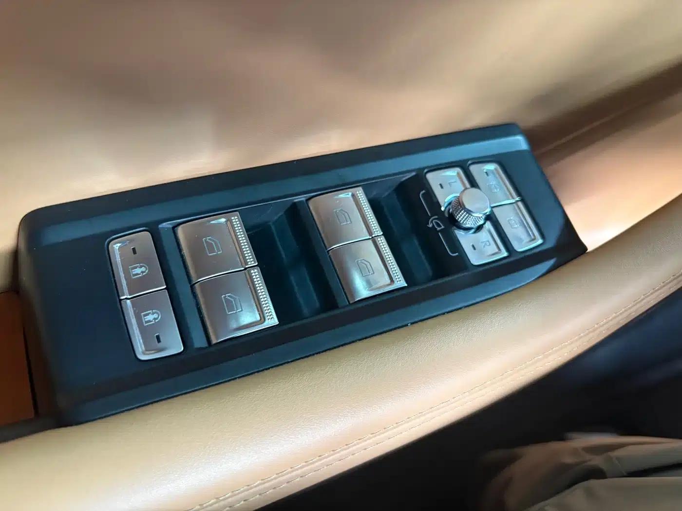Lynk & Co 09 EM-P 2023 2.0TD EM-P AWD Asian Touring Administrative Edition 5-seater — миниатюра 18