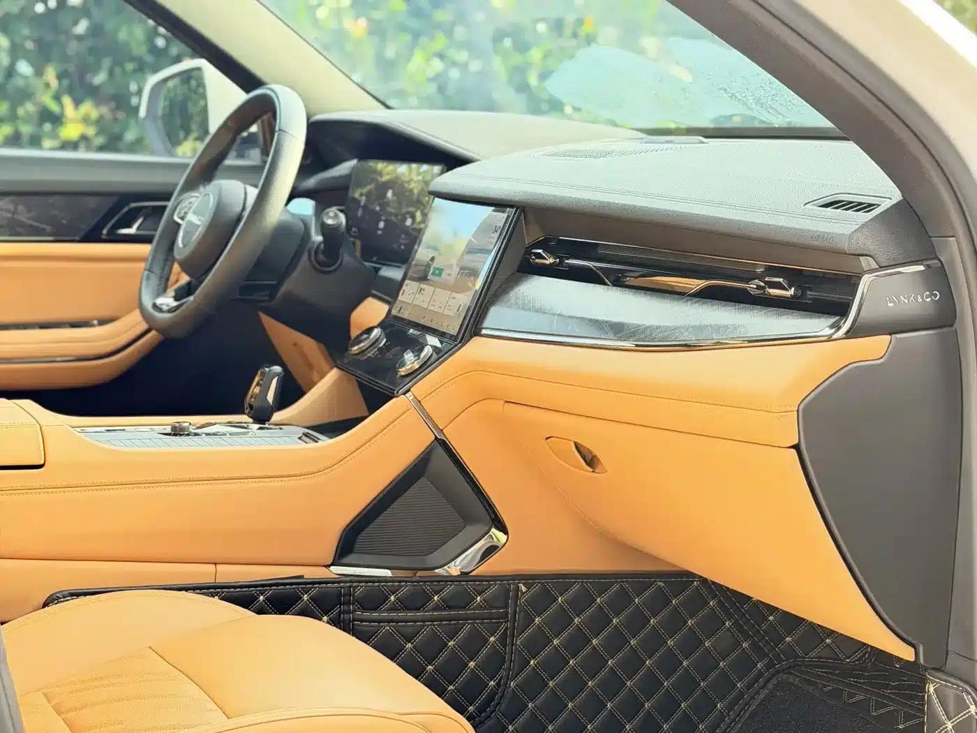 Lynk & Co 09 EM-P 2021 2.0T PHEV Halo 6-seater — миниатюра 12