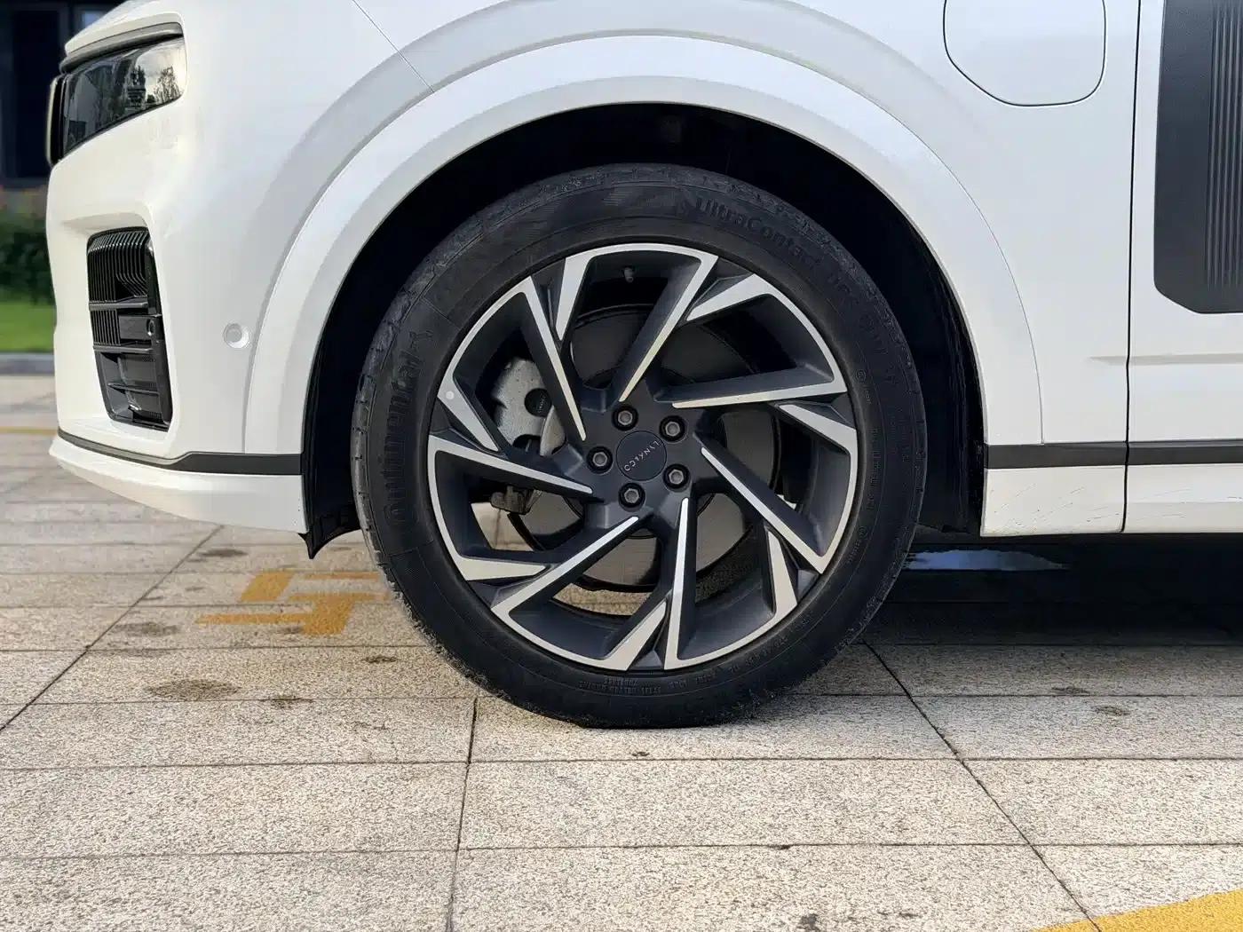 Lynk & Co 09 EM-P 2021 2.0T PHEV Halo 6-seater — миниатюра 8