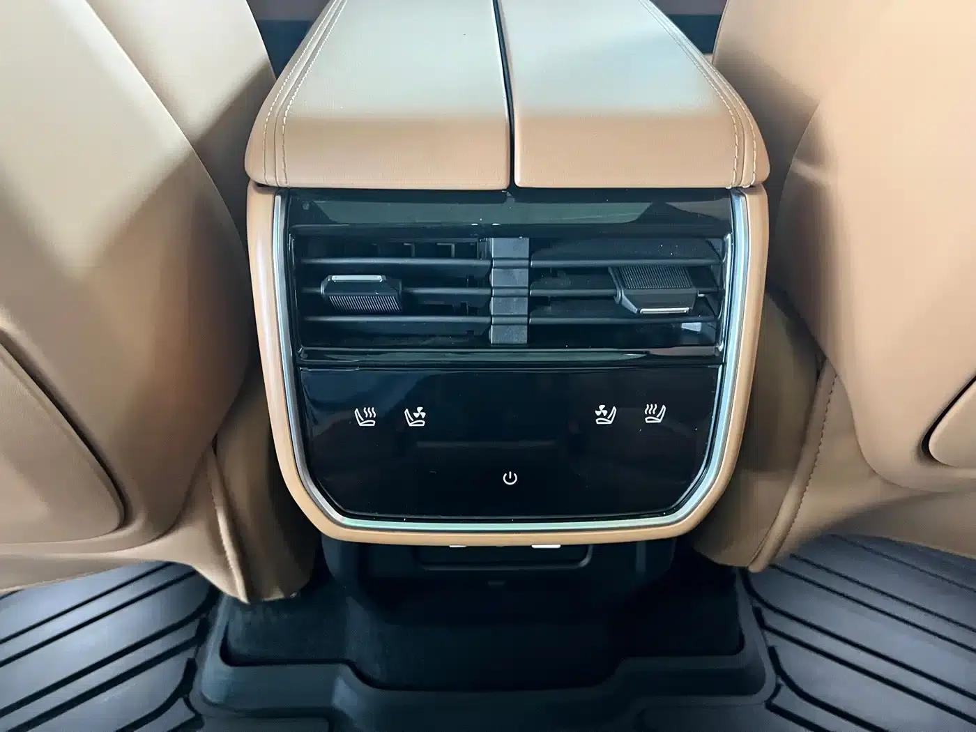Lynk & Co 09 EM-P 2024 2.0TD EM-P AWD ULTRA Six-Seater — миниатюра 25