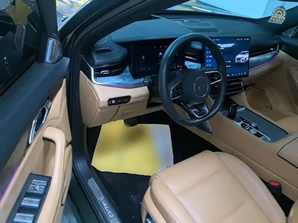 Lynk & Co 09 EM-P 2024 2.0TD EM-P AWD ULTRA Six-Seater — миниатюра 16