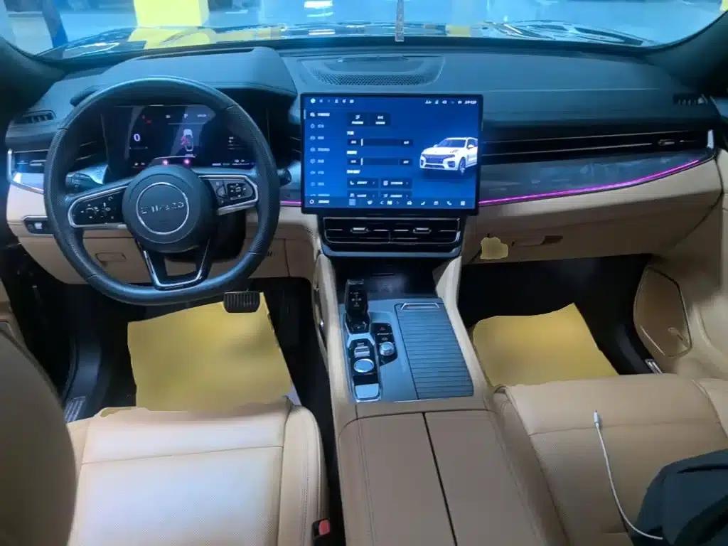 Lynk & Co 09 EM-P 2024 2.0TD EM-P AWD ULTRA Six-Seater — миниатюра 10