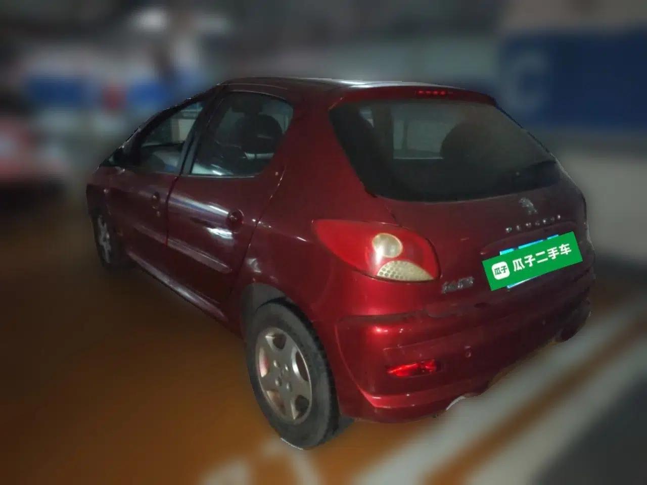 Peugeot 207 2011 Hatchback 1.4L Manual Yule Edition — миниатюра 4