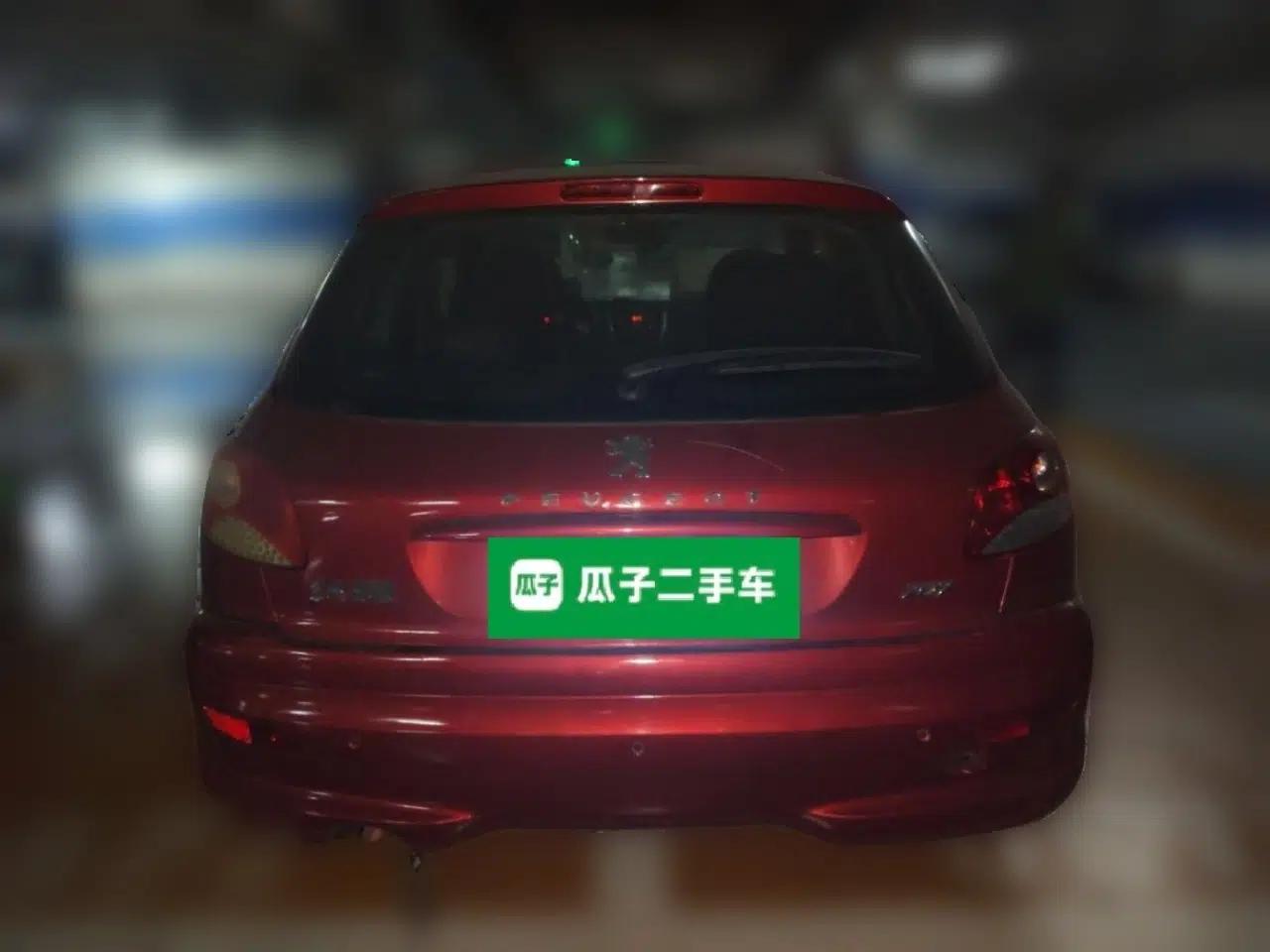 Peugeot 207 2011 Hatchback 1.4L Manual Yule Edition — миниатюра 5