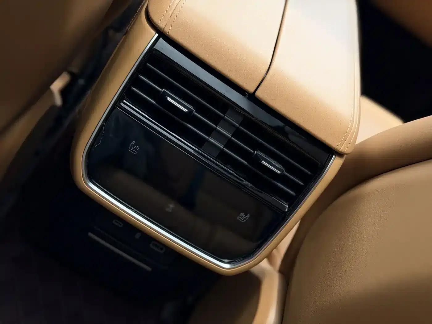 Lynk & Co 09 2024 2.0T AWD Sport Edition (5-seater) — миниатюра 11