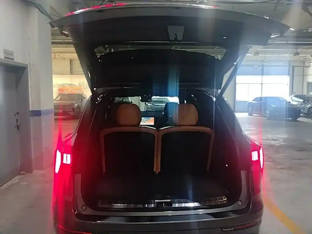 Lynk & Co 09 2021 2.0T Halo 6-seater — миниатюра 19