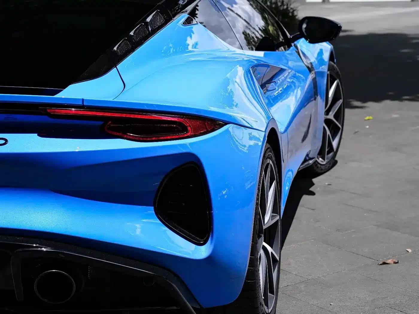 2022 EMIRA 3.5T V6 Manual First Edition — миниатюра 11