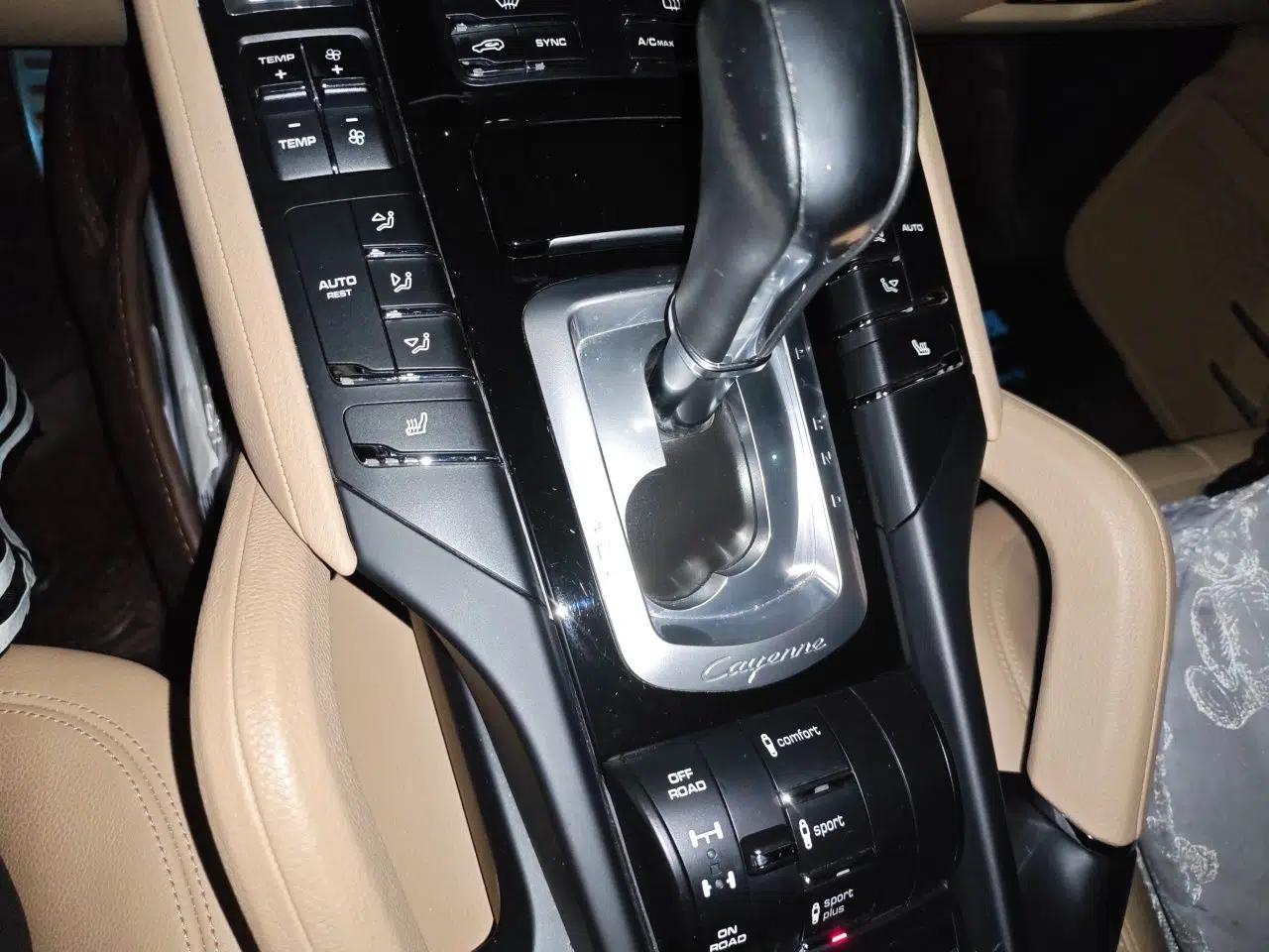 Porsche Cayenne 2016 Cayenne 3.0T — миниатюра 14