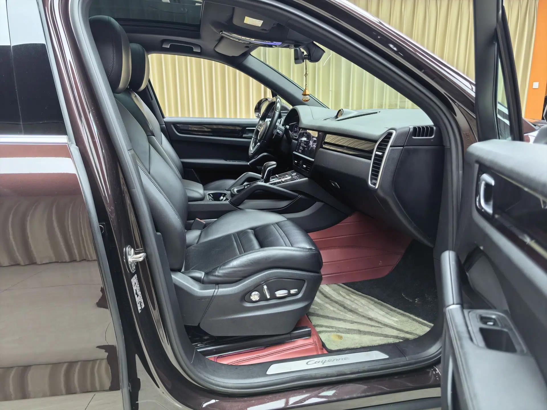 Porsche Cayenne 2018 Cayenne 3.0T — миниатюра 32