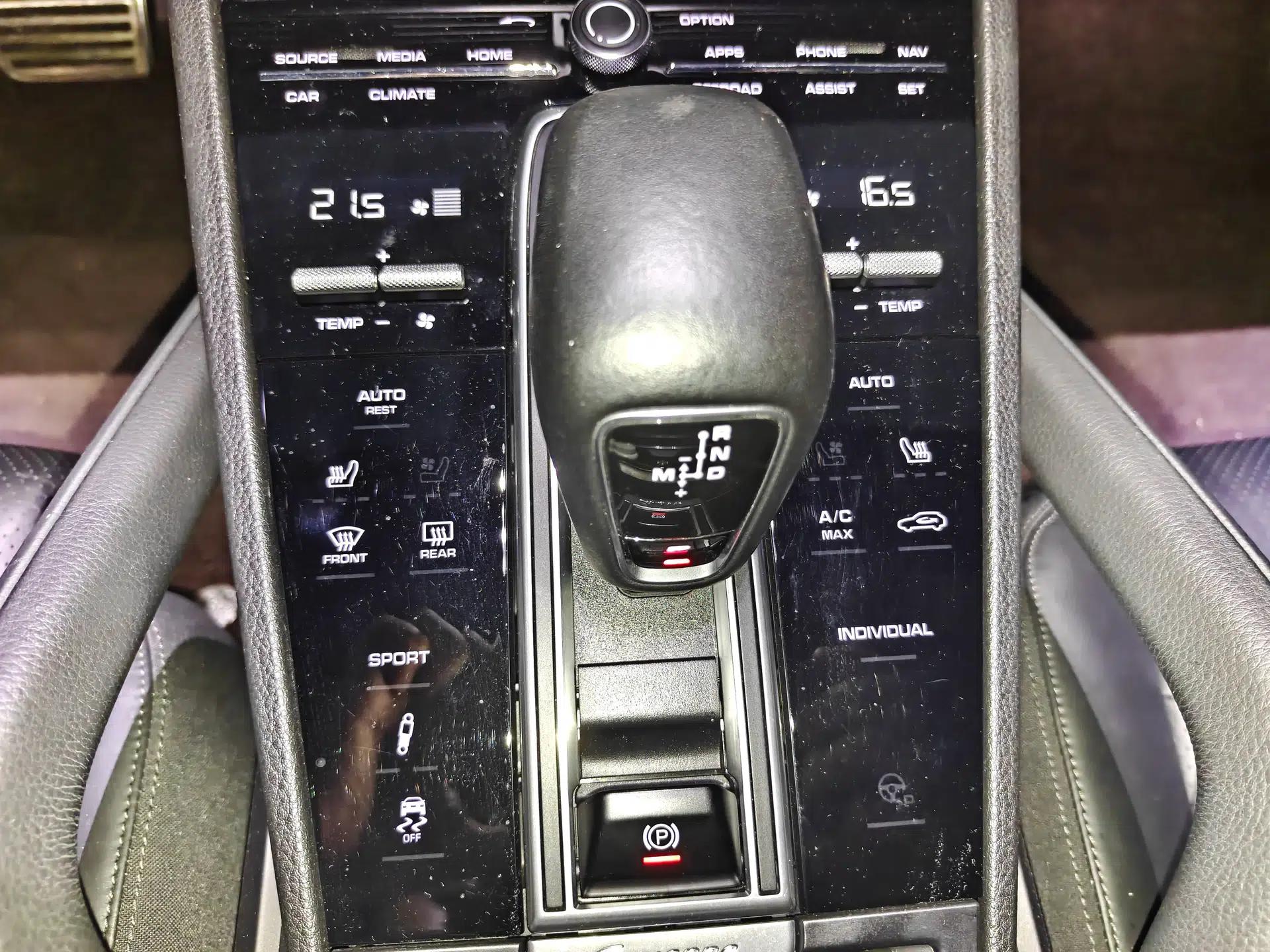 Porsche Cayenne 2018 Cayenne S 2.9T — миниатюра 14