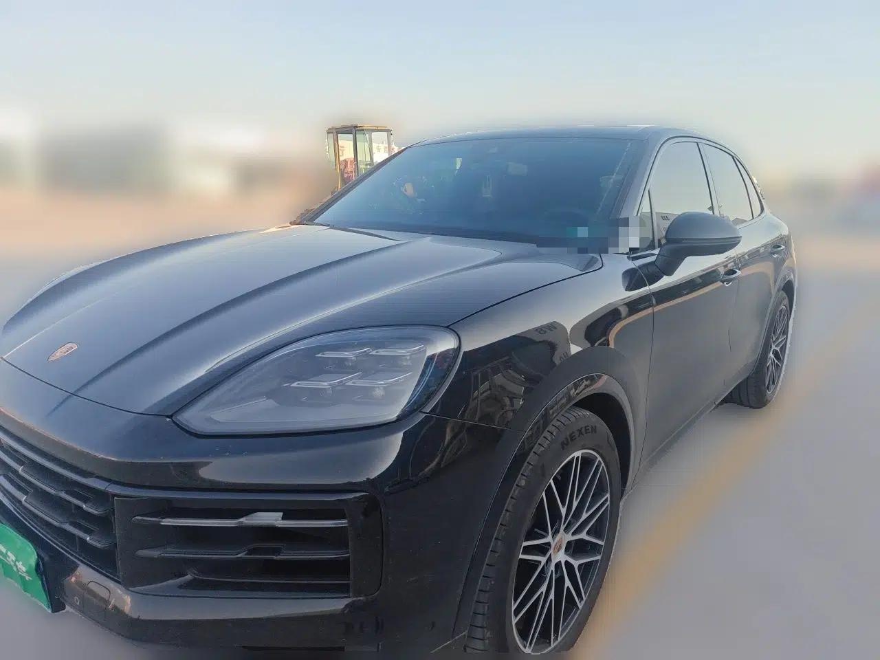Porsche Cayenne 2025 Cayenne 3.0T Dream-Chasing Edition — миниатюра 1