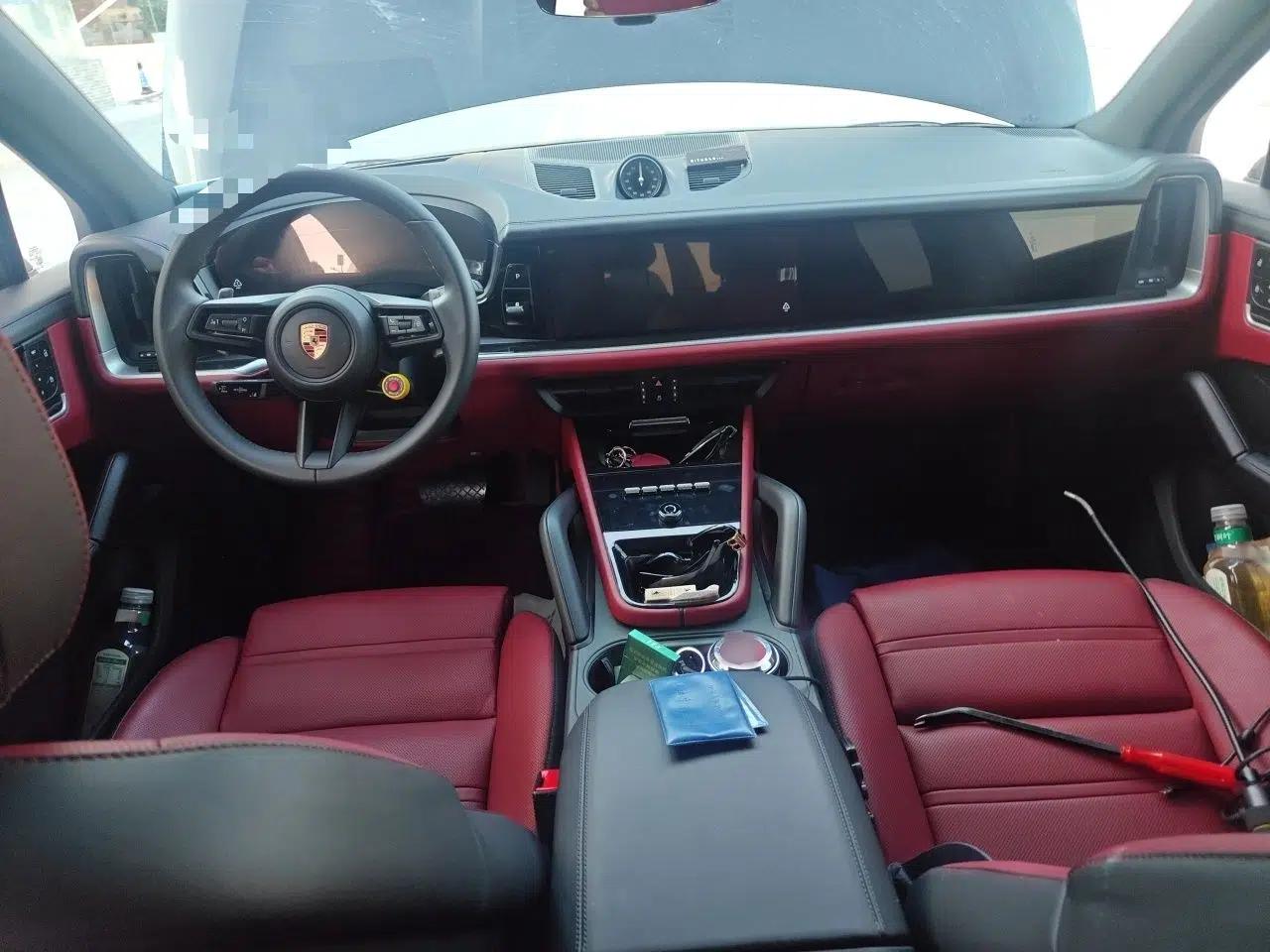 Porsche Cayenne 2025 Cayenne 3.0T Dream-Chasing Edition — миниатюра 9