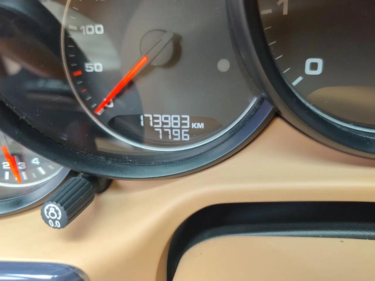 Porsche Panamera 2010 Panamera 3.6L — миниатюра 12
