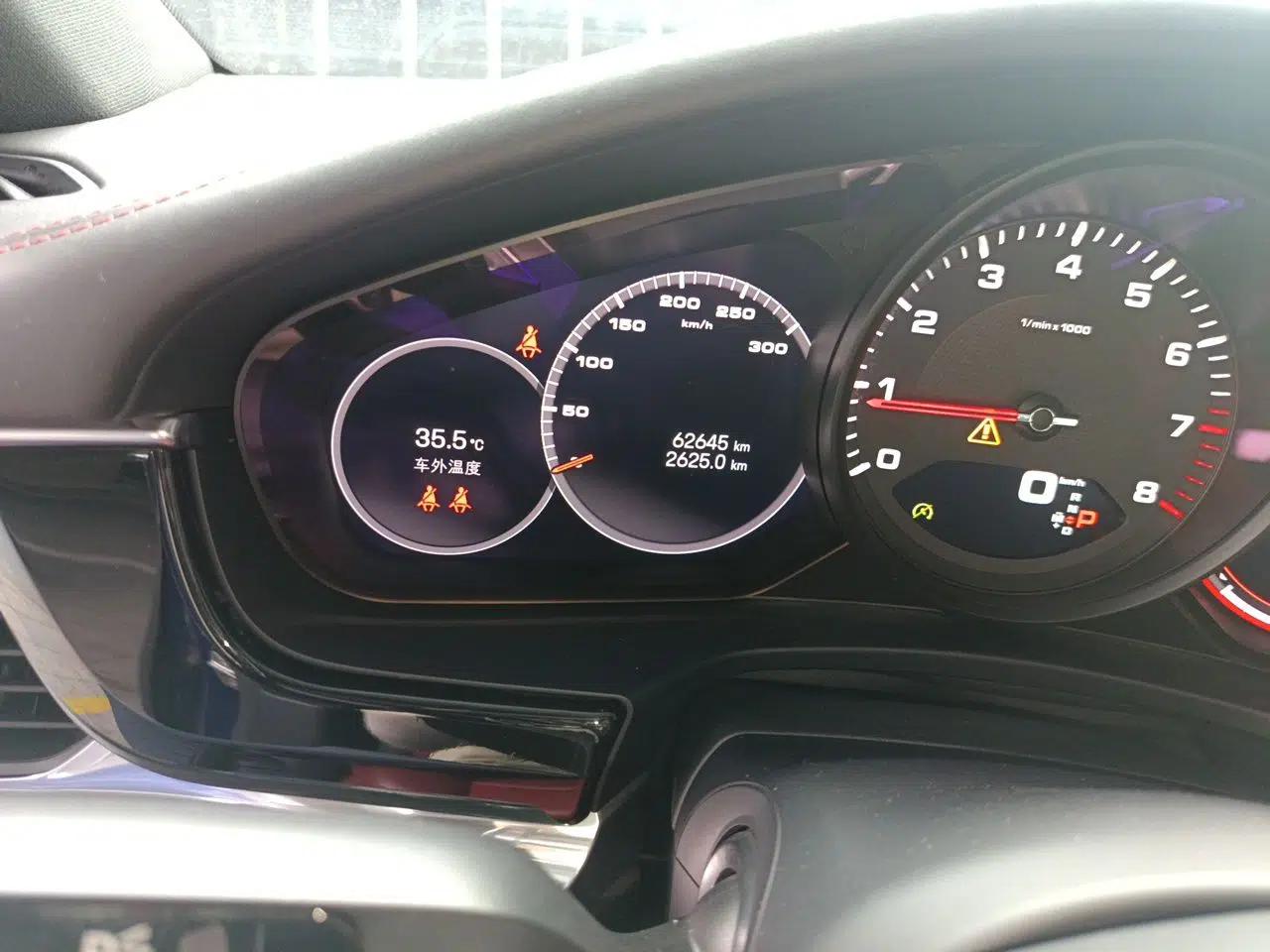 Porsche Panamera 2022 Panamera Executive Long Wheelbase 2.9T — миниатюра 12