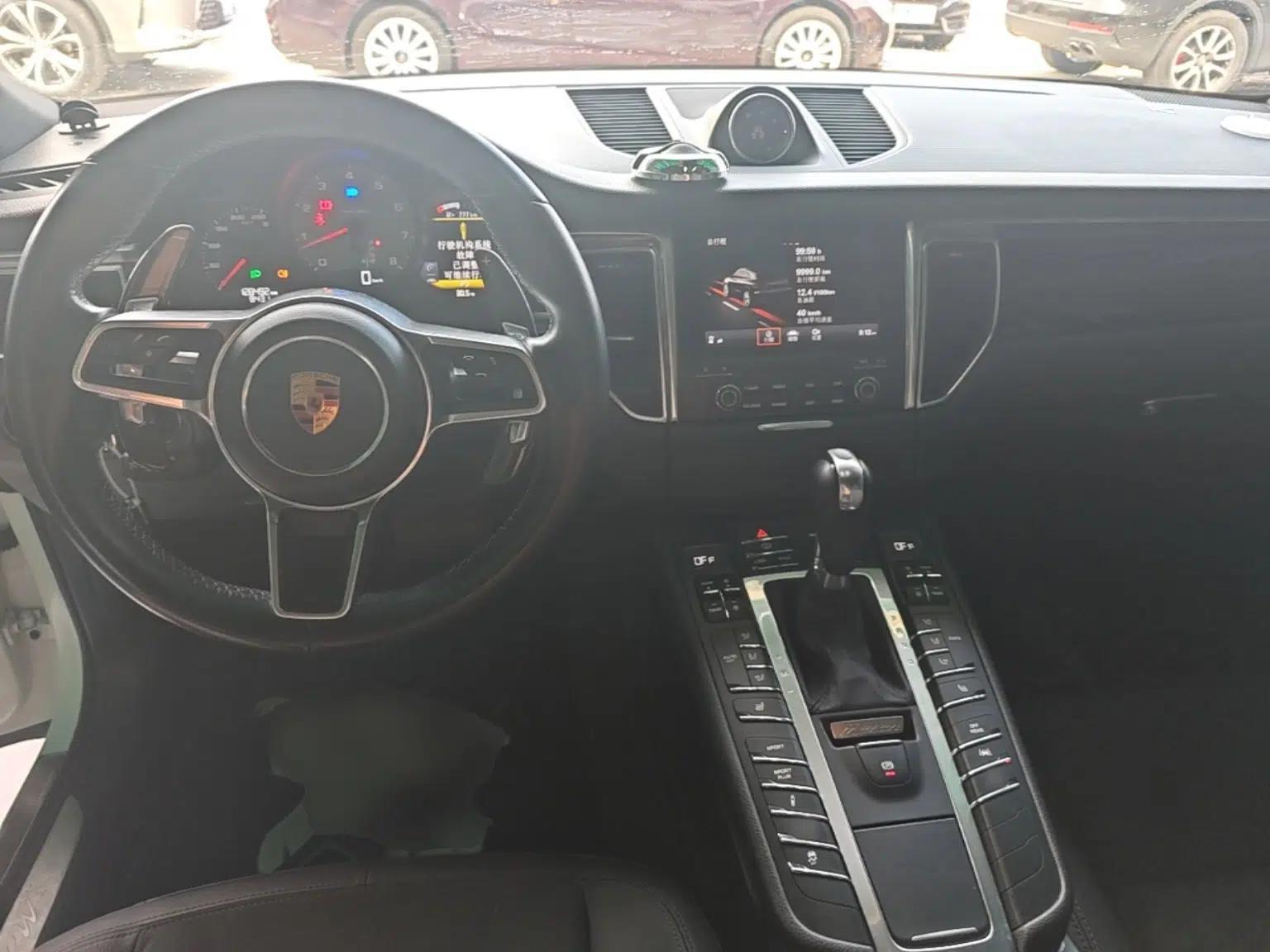 Porsche Macan 2017 Macan S 3.0T — миниатюра 17