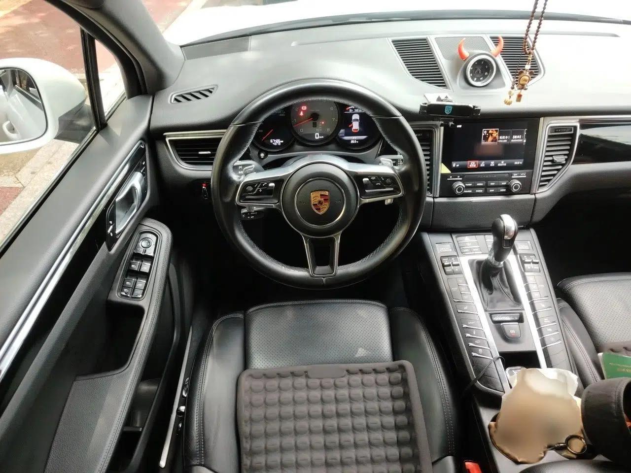 Porsche Macan 2017 Macan S 3.0T — миниатюра 9