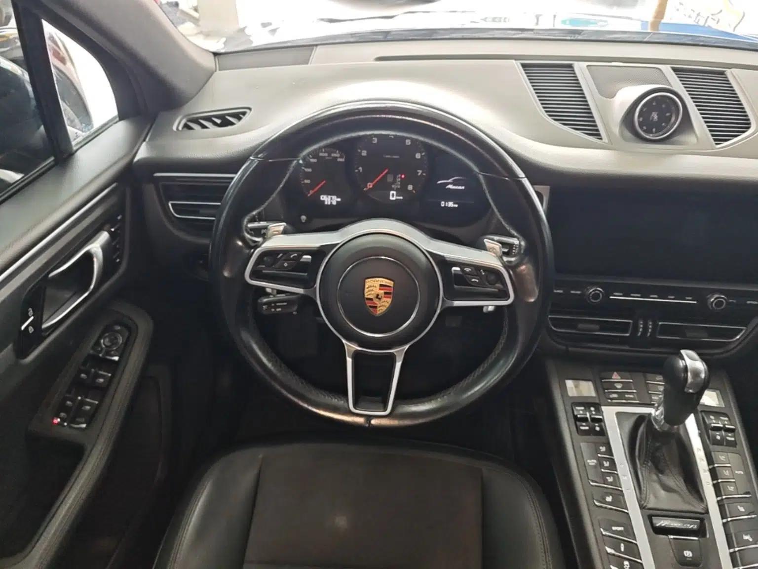 Porsche Macan 2020 Macan 2.0T — миниатюра 13