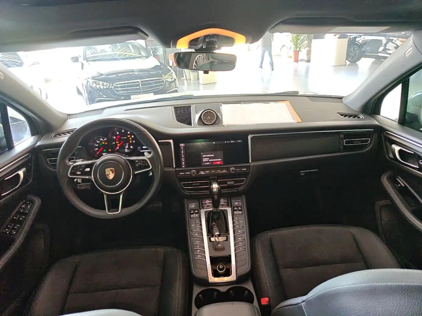 Porsche Macan 2018 Macan 2.0T — миниатюра 12