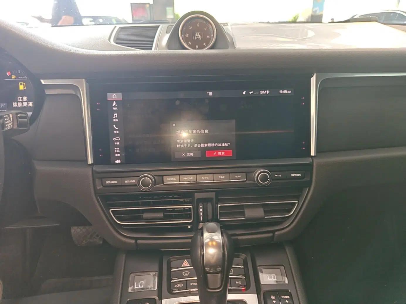 Porsche Macan 2018 Macan 2.0T — миниатюра 15