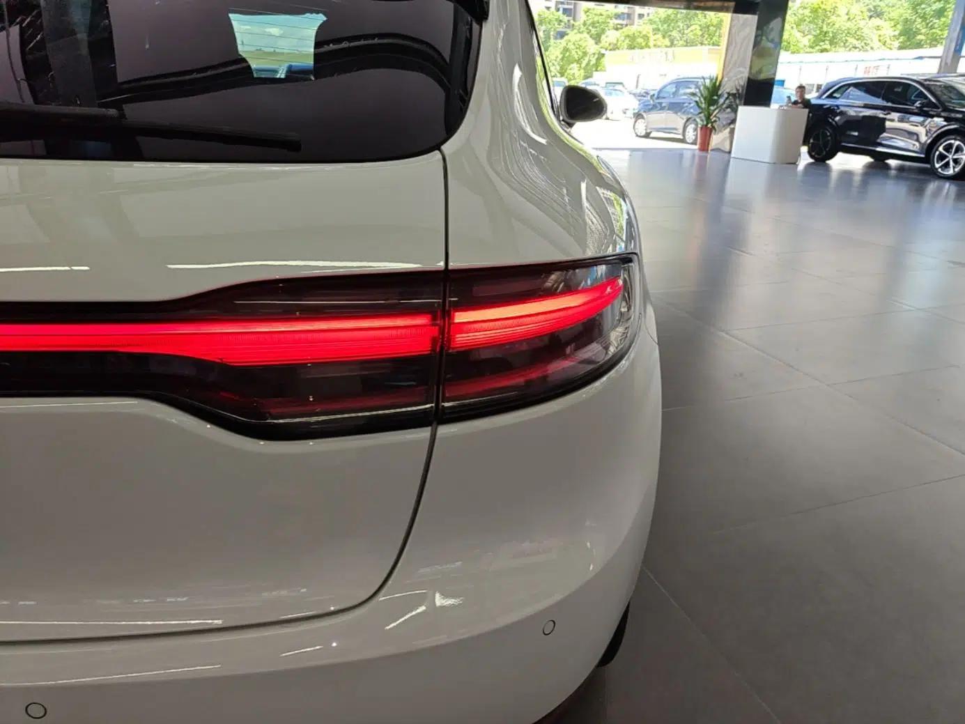 Porsche Macan 2018 Macan 2.0T — миниатюра 9