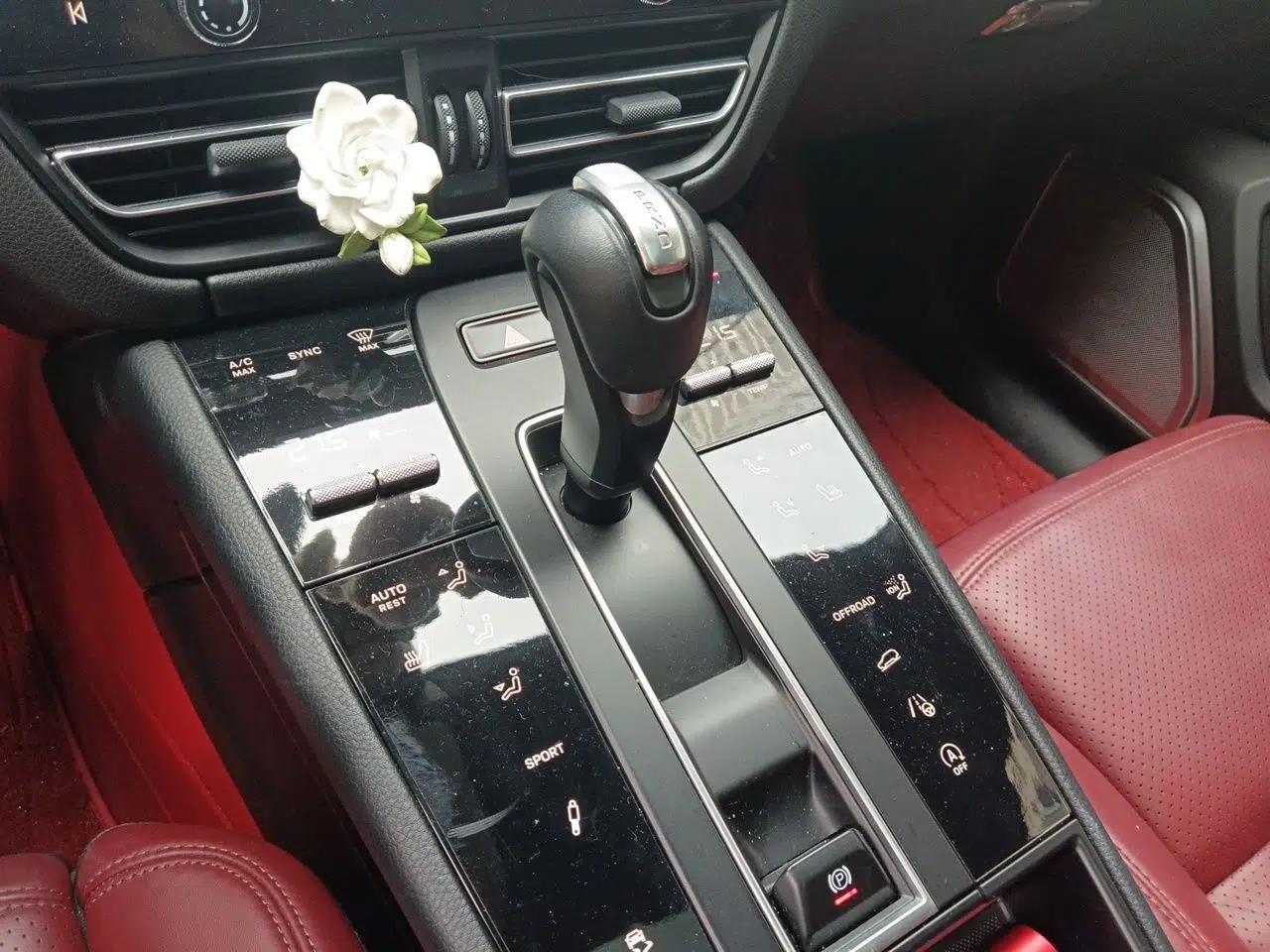 Porsche Macan 2022 Macan 2.0T — миниатюра 14