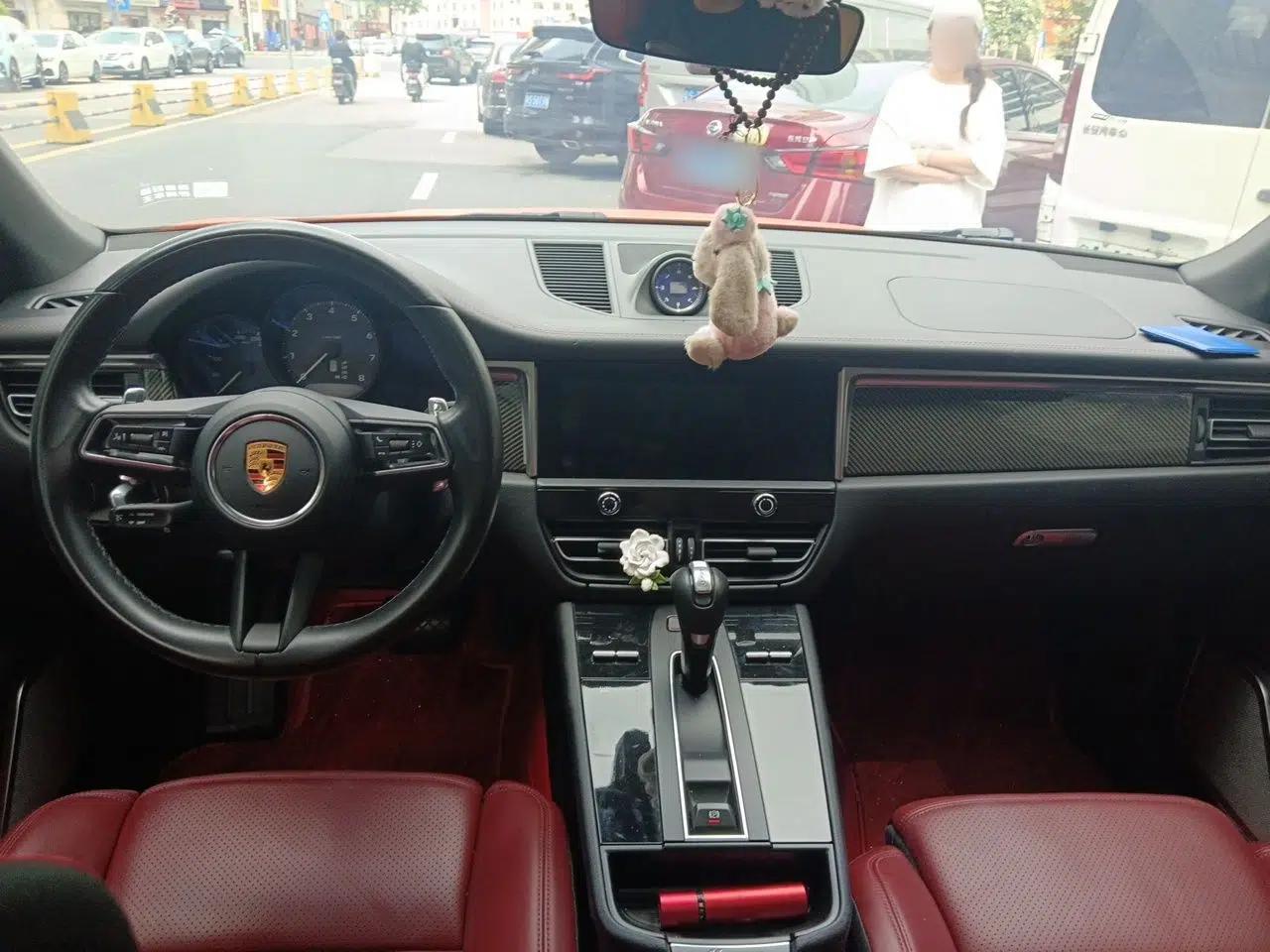 Porsche Macan 2022 Macan 2.0T — миниатюра 9