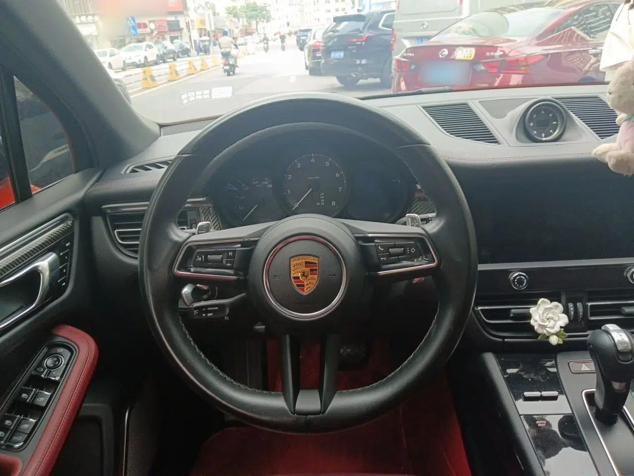 Porsche Macan 2022 Macan 2.0T — миниатюра 10