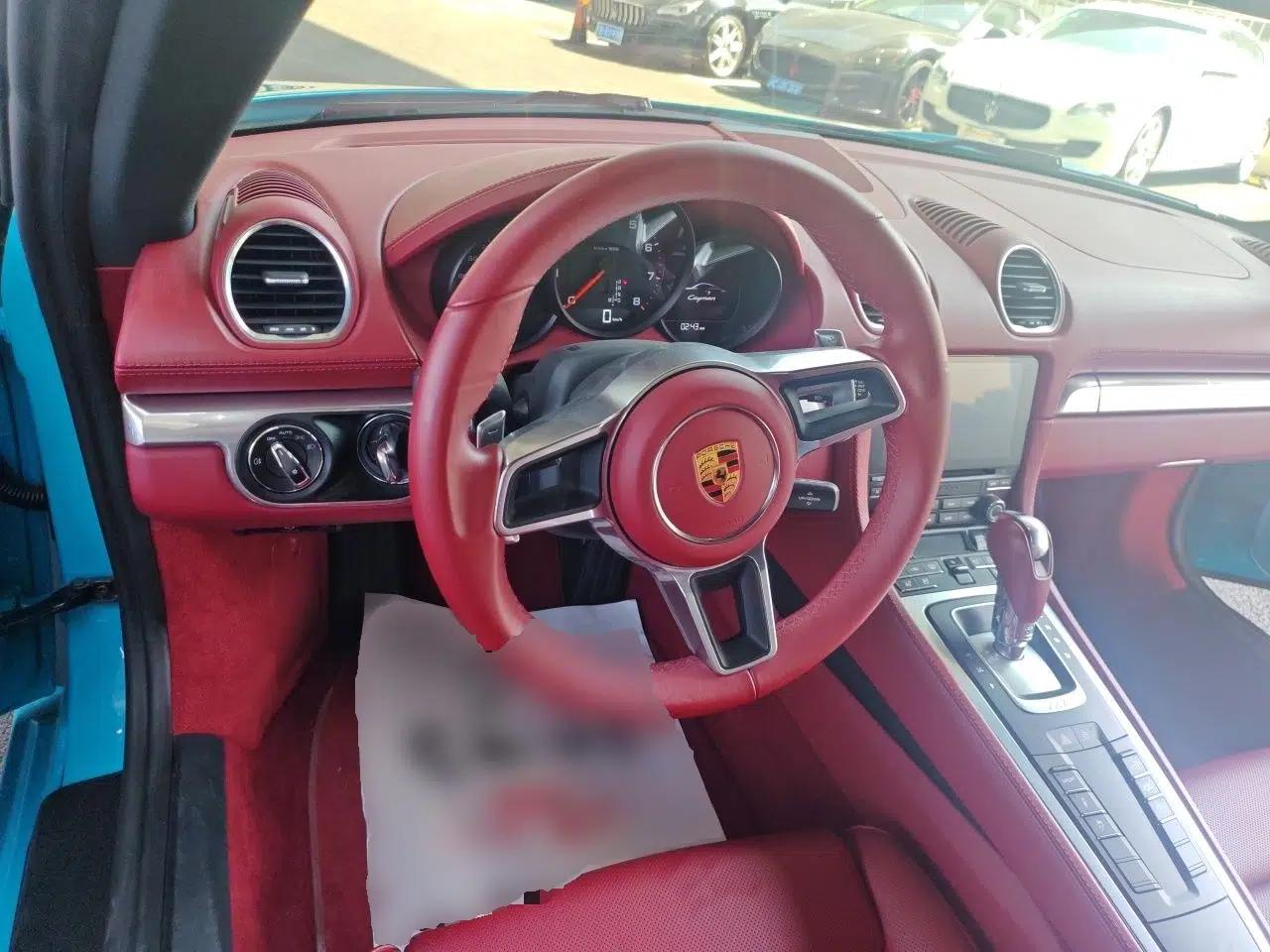 Porsche 718 2020 Cayman 2.0T — миниатюра 10