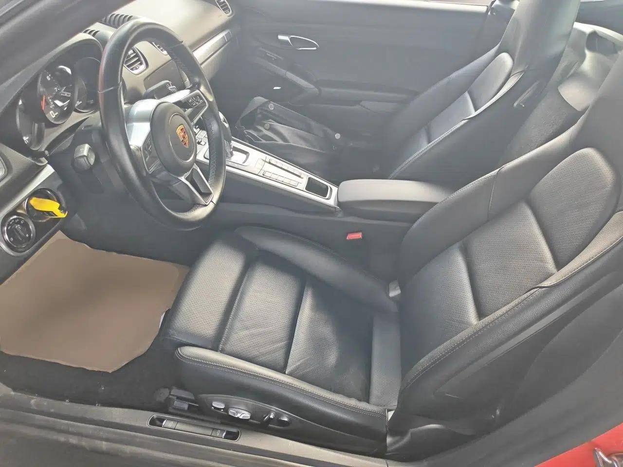 Porsche 718 2016 Cayman 2.0T — миниатюра 15