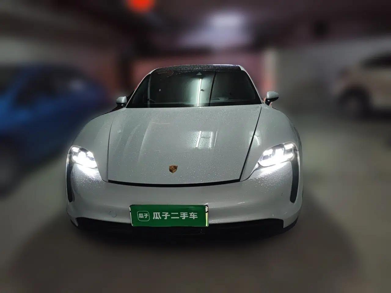 Porsche Taycan 2022-Year Updated Taycan — миниатюра 2