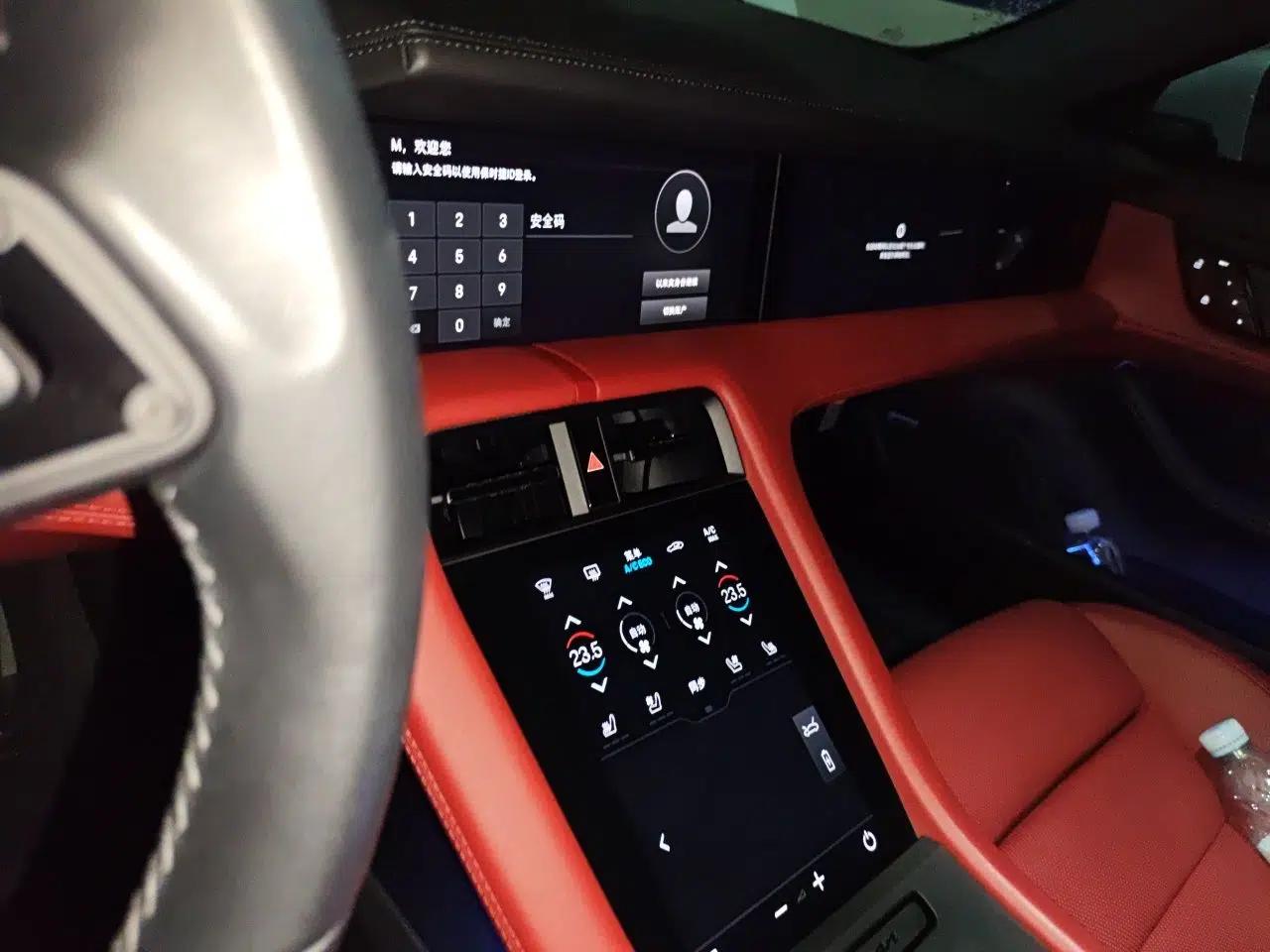 Porsche Taycan 2022-Year Updated Taycan — миниатюра 13