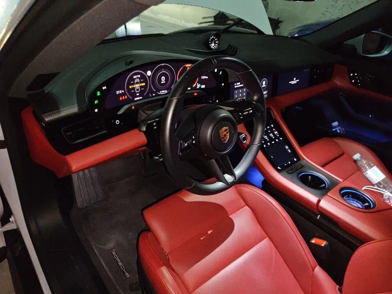 Porsche Taycan 2022-Year Updated Taycan — миниатюра 9