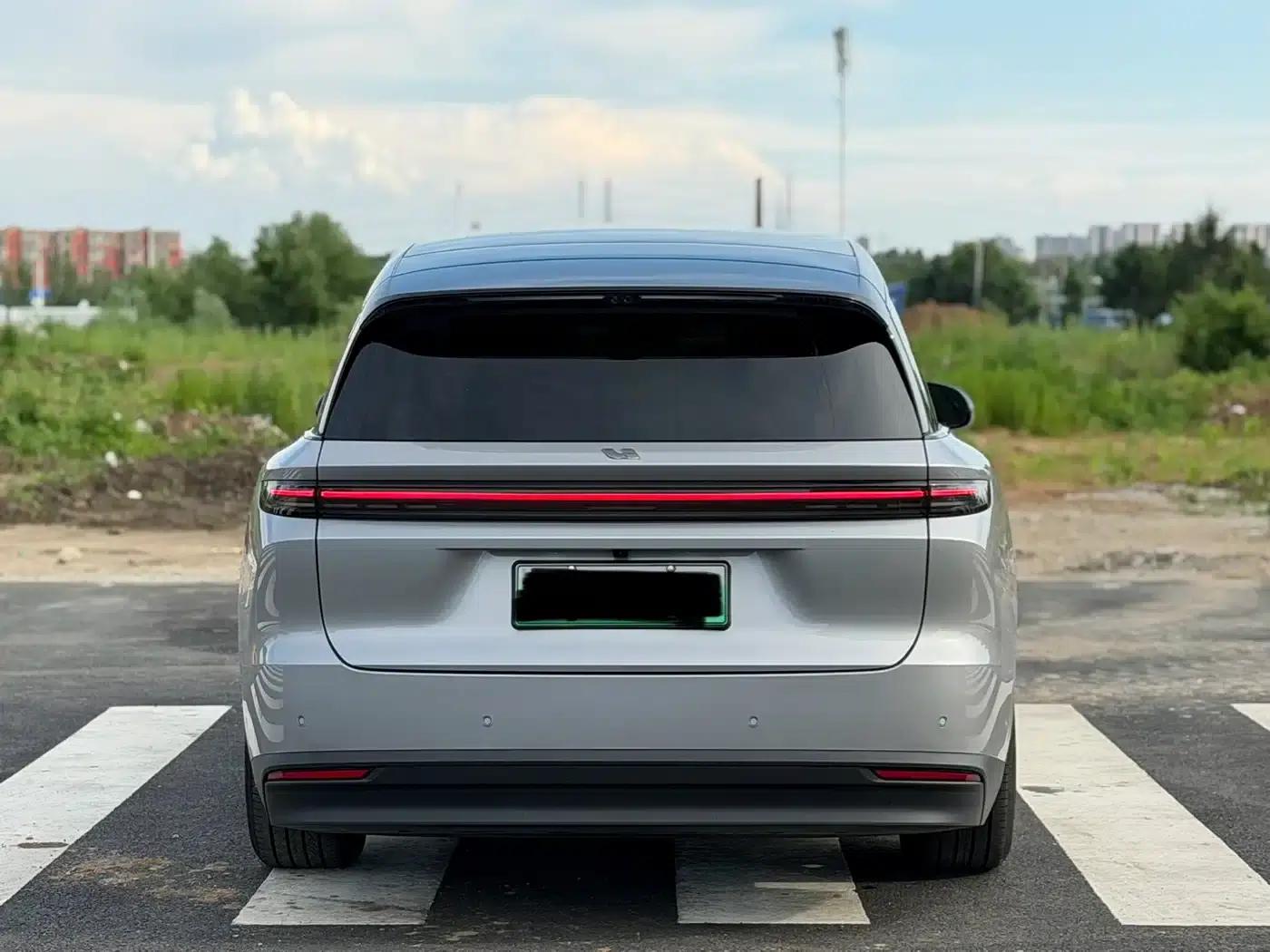 Li Auto i8 2025 Standard Edition — миниатюра 5